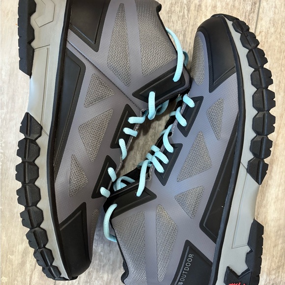 GH Bass Outdoor Boots with Light Blue Accents New With Tags 99.00 - Picture 2 of 14